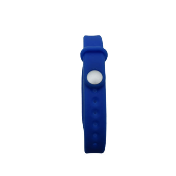 Žetonas "laikrodis" silikoninis Mifare 13,5Mhz su užsegama apyranke, mėlynas iš šono.
